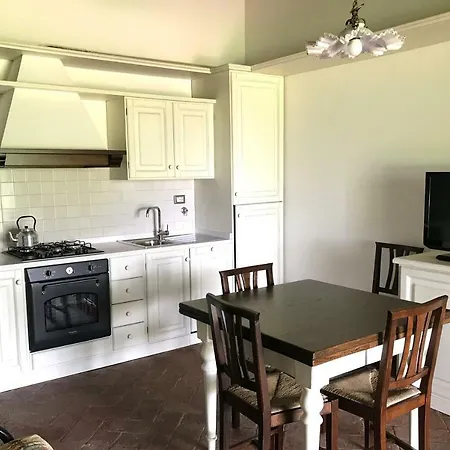 Panconesi Apartment *